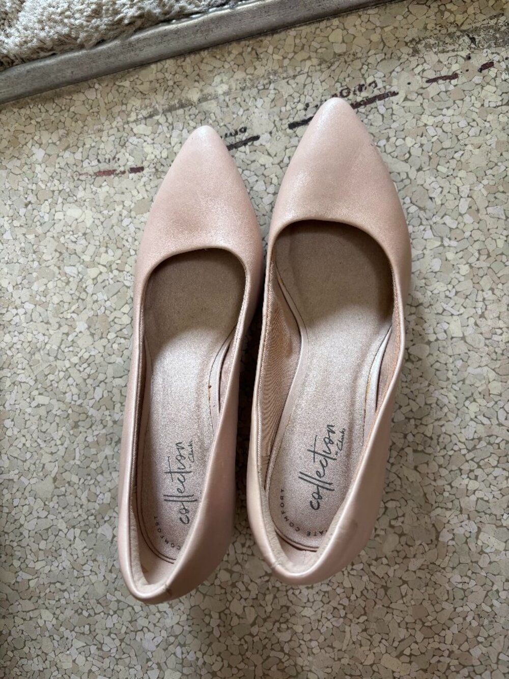 COLE  HANN  6.5 SIZE  WOMEN SHOE